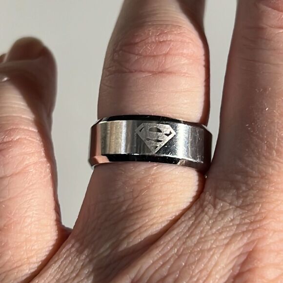 Bundle Sale 3 for $15 | Superman Symbol Silvertone Ring | Size 8 - Picture 3 of 10